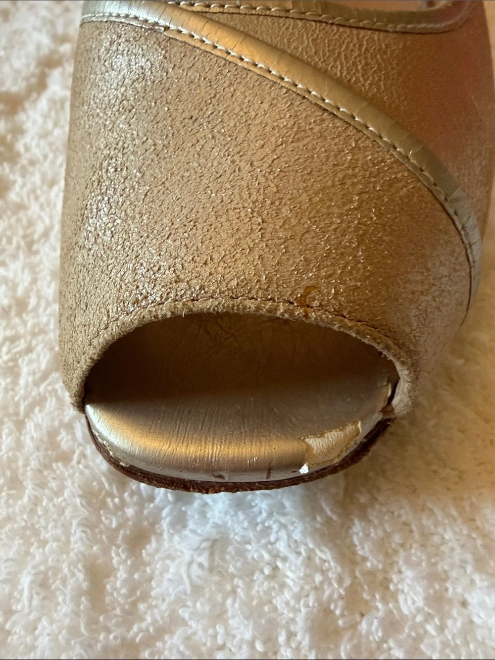 Taryn Rose Beige Peep-Toe Slingback Heels Size 10